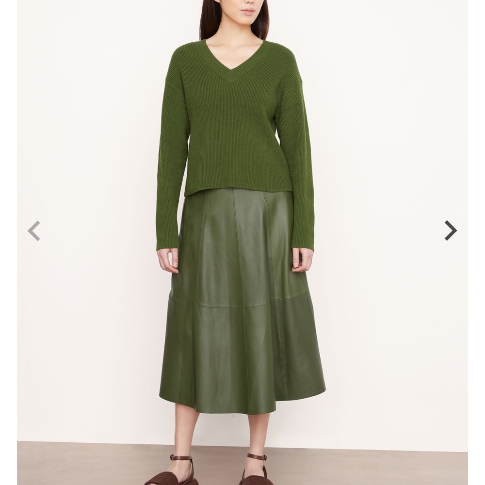 Vince - Drop Shoulder V-Neck Sweater